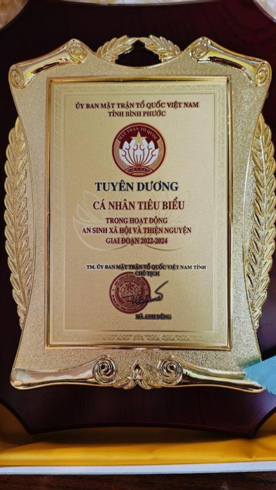 Yến sào, yến rút lông, yến tinh chế, Yến Sào Lê Hằng TLC